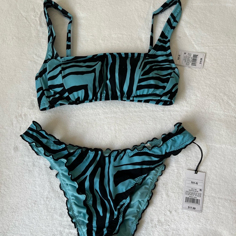 Black and Teal, 2 piece bikini swim suit (Size Small)